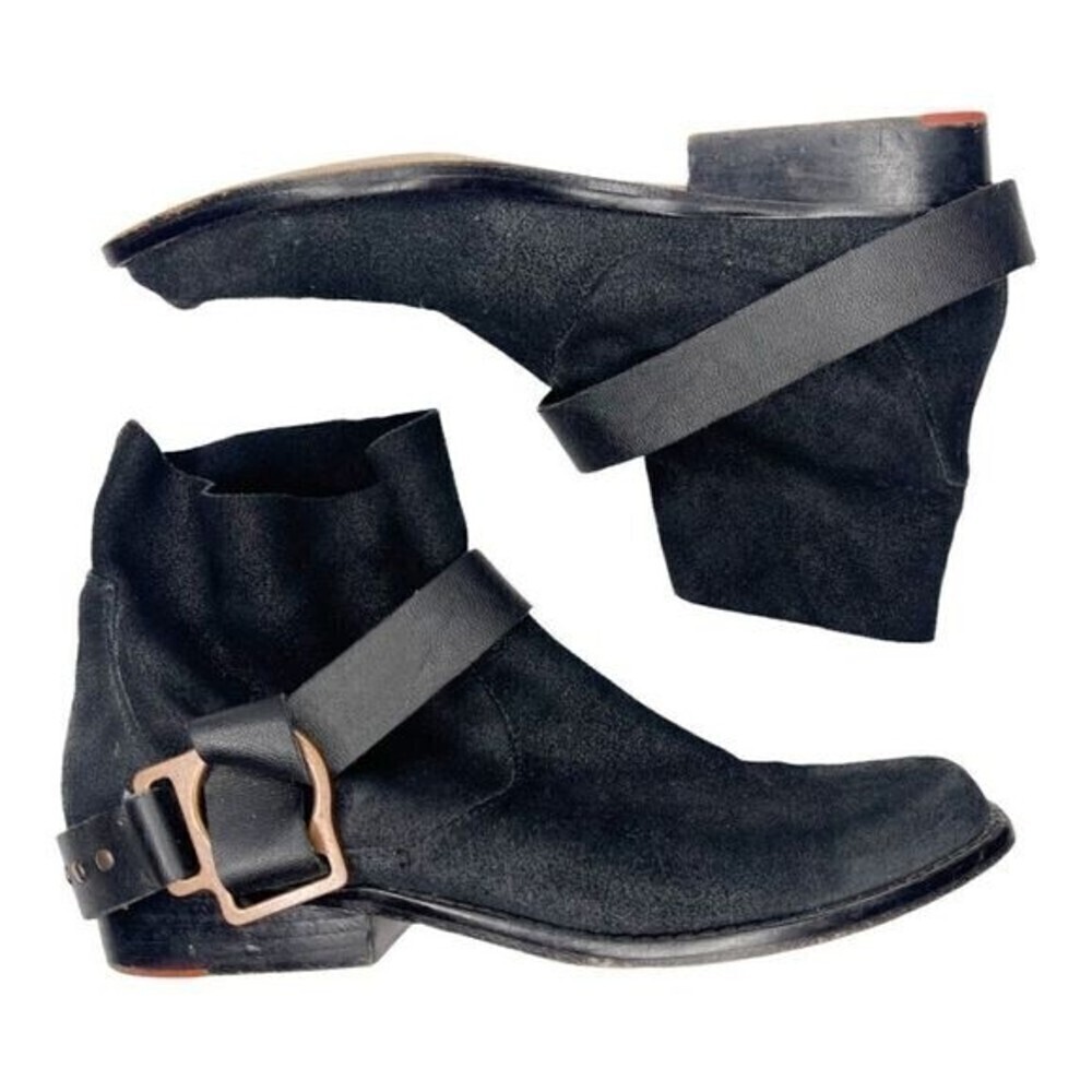JOE'S Saki Black Leather Ankle Distressed Boots 